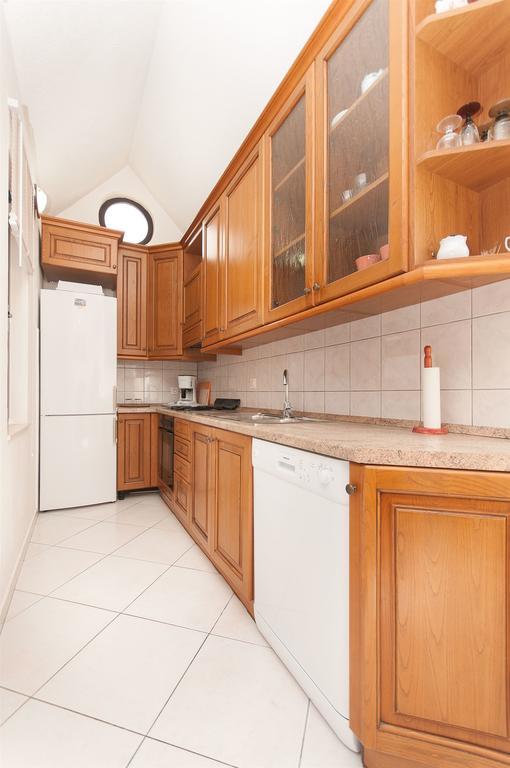 Apartments Natasa トロギール エクステリア 写真