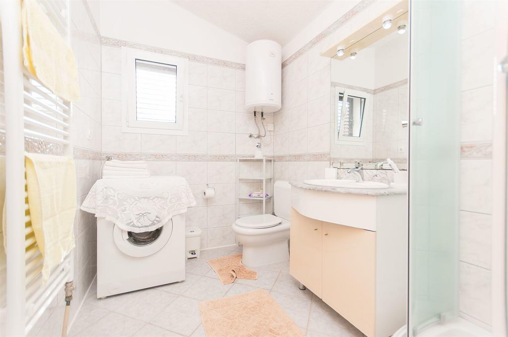 Apartments Natasa トロギール エクステリア 写真