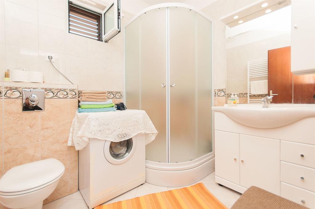 Apartments Natasa トロギール エクステリア 写真